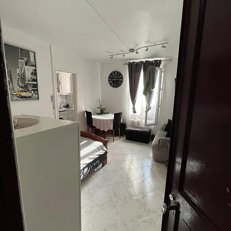 Daire Studio Au Coeur De Montmartre